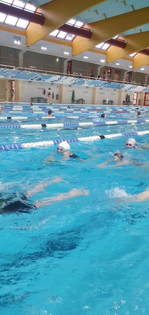 Schwimmkurs in Vorbereitung auf unser Integrationscamp…